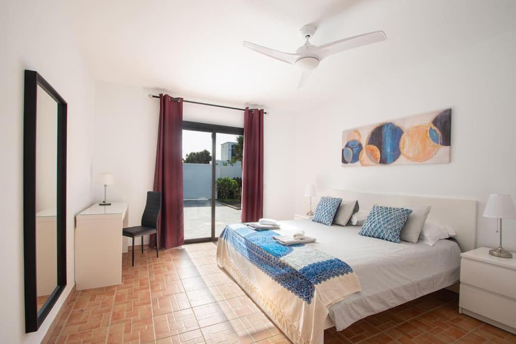 Casa Marlay Spacious, Heated Pool, Bbq & Fast Wi-fi Only 15 Minutes Walk To Town Hébergement de vacances
